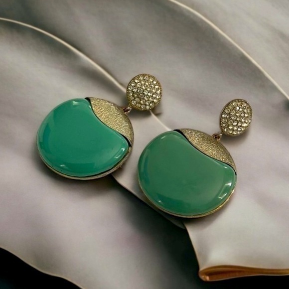 Vintage Jewelry - VINTAGE Sea Foam Enamel & Rhinestone Earrings